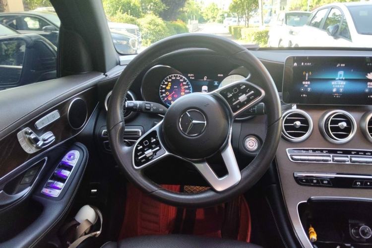 Used Mercedes-Benz GLC 2020 GLC 300 L 4MATIC Dynamic Edition Steering Wheel