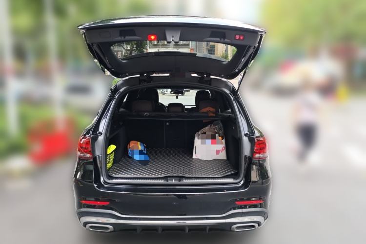 Used Mercedes-Benz GLC 2020 Facelift GLC 300 L 4MATIC Dynamic Edition Trunk