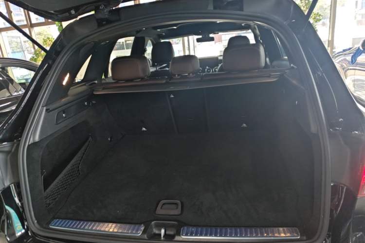 Used Mercedes-Benz GLC 2020 GLC 260 L 4MATIC Luxury Model Trunk