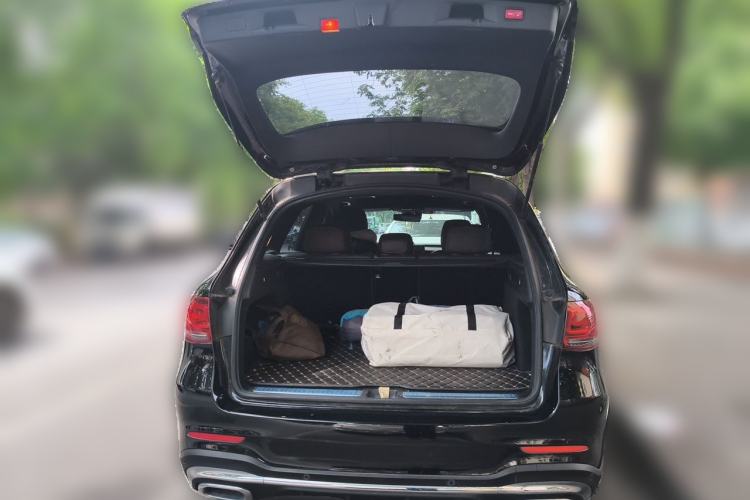 Used Mercedes-Benz GLC 2020 Facelift GLC 260 L 4MATIC Luxury Edition Trunk