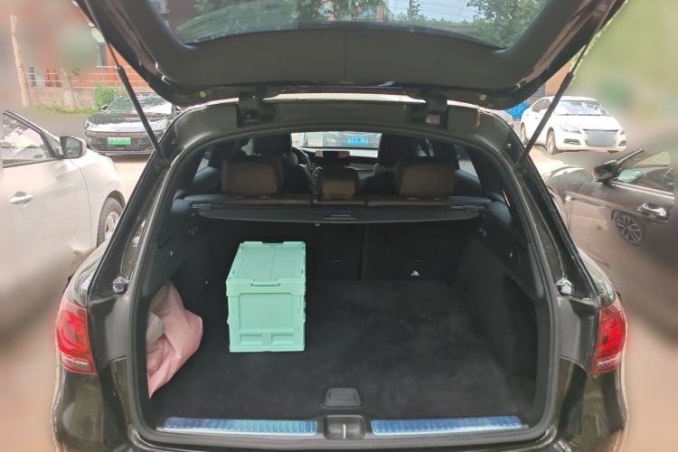 Used Mercedes-Benz GLC 2020 GLC 300 L 4MATIC Dynamic Edition Trunk