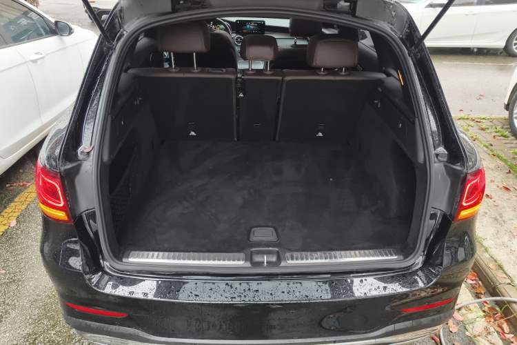 Used Mercedes-Benz GLC 2020 GLC 300 L 4MATIC Dynamic Edition Trunk