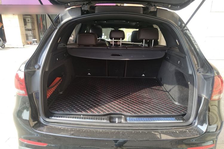 Used Mercedes-Benz GLC 2020 GLC 260 L 4MATIC Luxury Model Trunk
