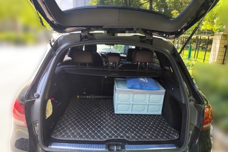 Used Mercedes-Benz GLC 2020 Facelift GLC 300 L 4MATIC Dynamic Edition Trunk