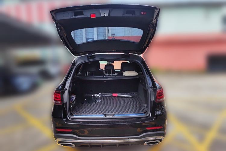 Used Mercedes-Benz GLC 2020 Facelift GLC 300 L 4MATIC Dynamic Edition Trunk