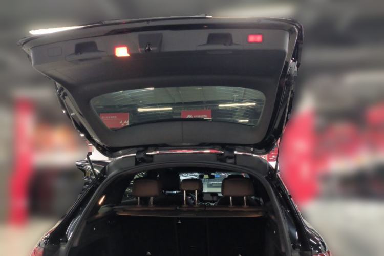 Used Mercedes-Benz GLC 2020 GLC 260 L 4MATIC Luxury Model Trunk