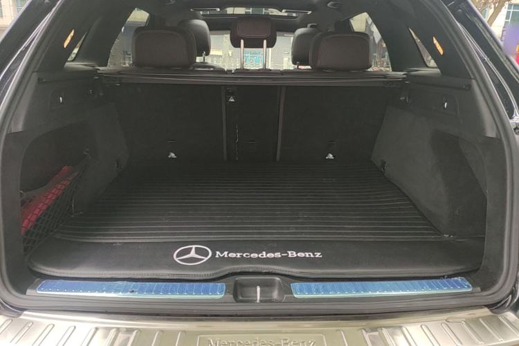 Used Mercedes-Benz GLC 2020 GLC 300 L 4MATIC Dynamic Edition Trunk