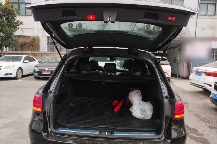Used Mercedes-Benz GLC 2020 GLC 260 L 4MATIC Dynamic Model Trunk