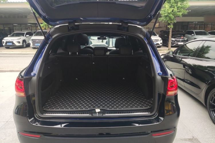 Used Mercedes-Benz GLC 2020 GLC 260 L 4MATIC Dynamic Model Trunk