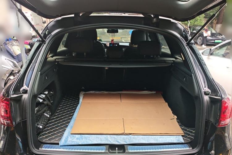 Used Mercedes-Benz GLC 2020 GLC 300 L 4MATIC Luxury Model Trunk