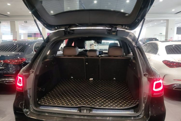 Used Mercedes-Benz GLC 2020 GLC 300 L 4MATIC Dynamic Edition Trunk