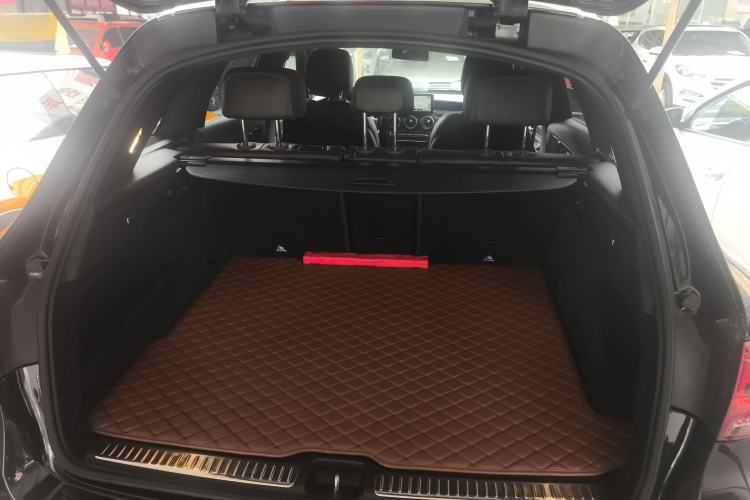 Used Mercedes-Benz GLC 2020 GLC 260 L 4MATIC Luxury Model Trunk