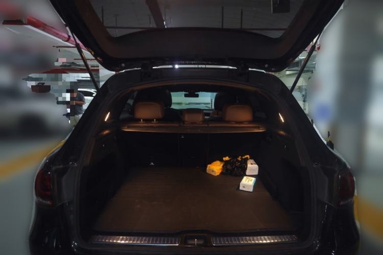 Used Mercedes-Benz GLC 2020 Facelift GLC 260 L 4MATIC Luxury Edition Trunk