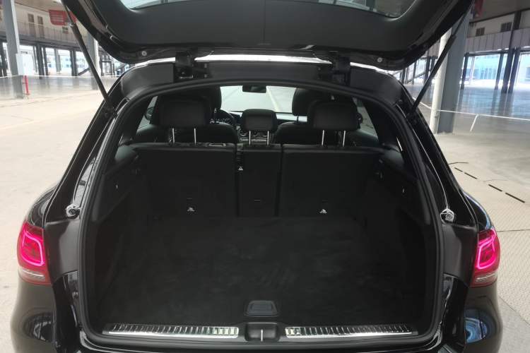 Used Mercedes-Benz GLC 2020 GLC 300 L 4MATIC Dynamic Edition Trunk