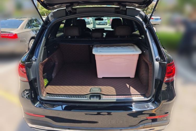 Used Mercedes-Benz GLC 2020 GLC 260 L 4MATIC Luxury Model Trunk