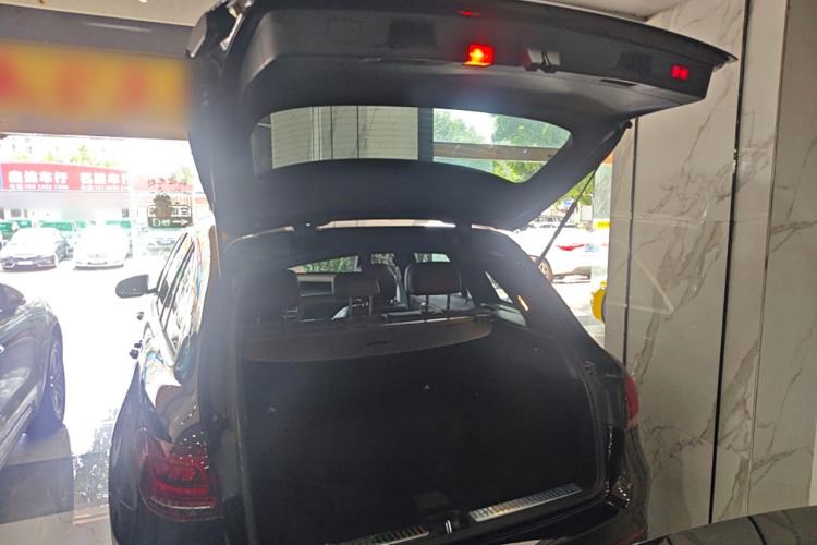 Used Mercedes-Benz GLC 2020 Facelift GLC 300 L 4MATIC Dynamic Edition Trunk