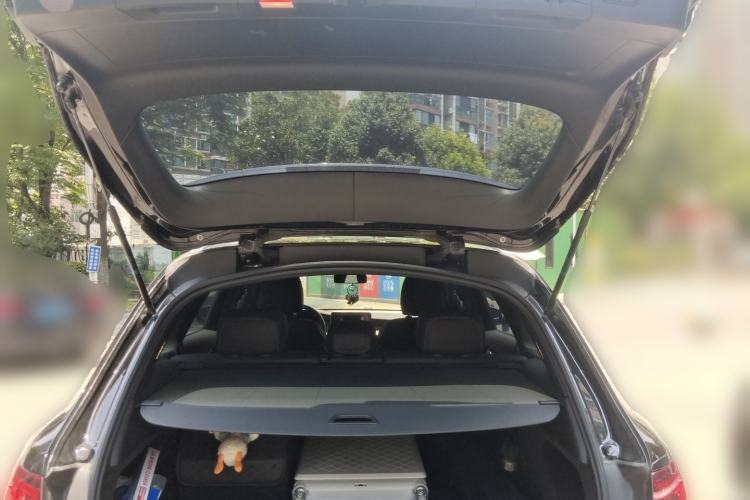 Used Mercedes-Benz GLC 2020 Facelift GLC 260 L 4MATIC Luxury Edition Trunk
