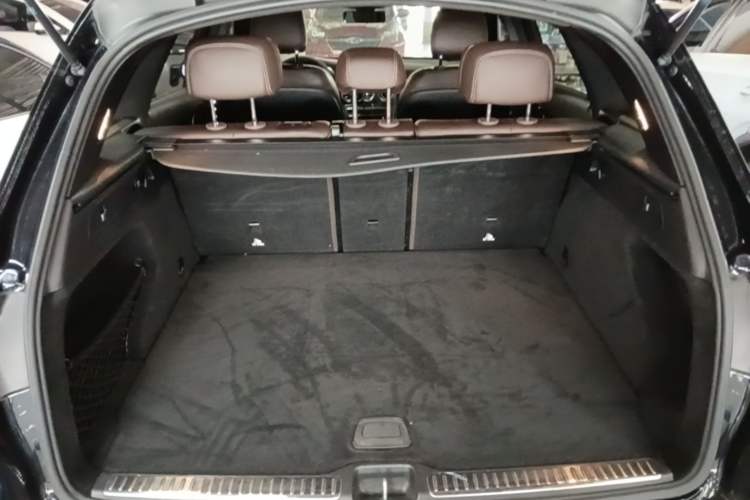 Used Mercedes-Benz GLC 2020 GLC 260 L 4MATIC Luxury Model Trunk