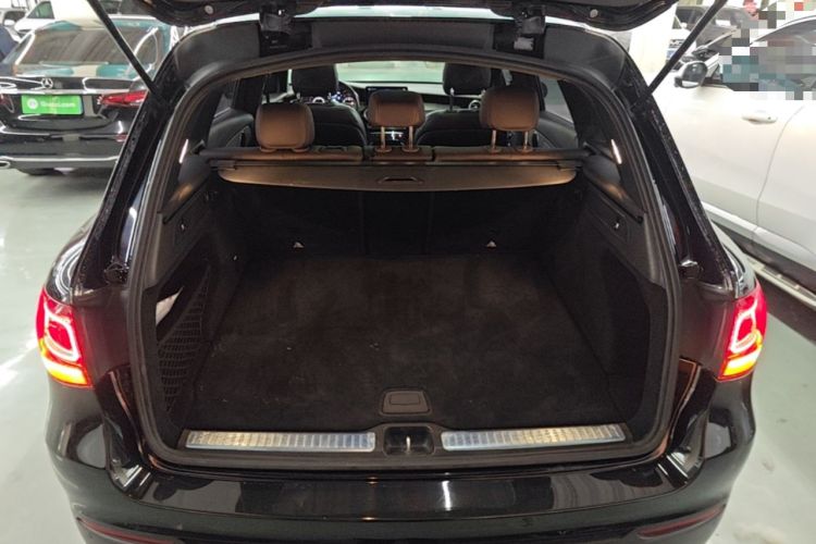 Used Mercedes-Benz GLC 2020 GLC 260 L 4MATIC Dynamic Model Trunk