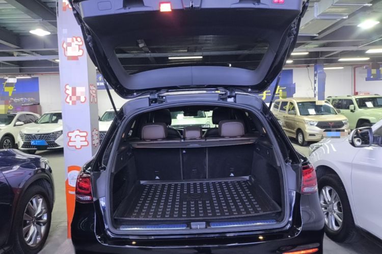 Used Mercedes-Benz GLC 2020 GLC 300 L 4MATIC Dynamic Edition Trunk