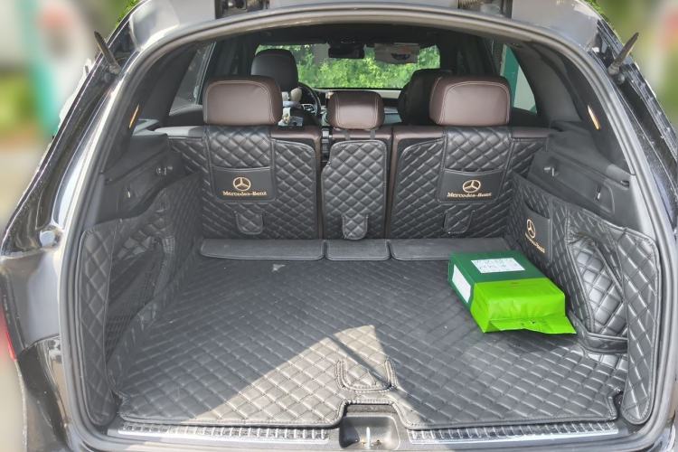 Used Mercedes-Benz GLC 2020 GLC 300 L 4MATIC Luxury Model Trunk