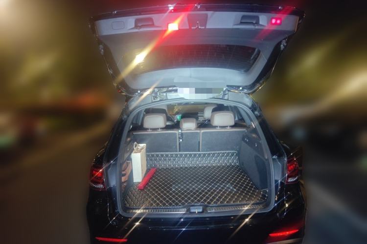 Used Mercedes-Benz GLC 2020 Facelift GLC 300 L 4MATIC Dynamic Edition Trunk