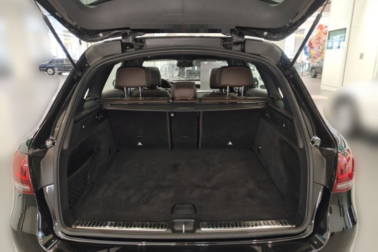 Used Mercedes-Benz GLC 2020 Facelift GLC 300 L 4MATIC Dynamic Edition Trunk