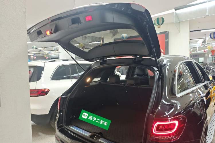 Used Mercedes-Benz GLC 2020 Facelifted GLC 260 L 4MATIC Dynamic Edition Trunk