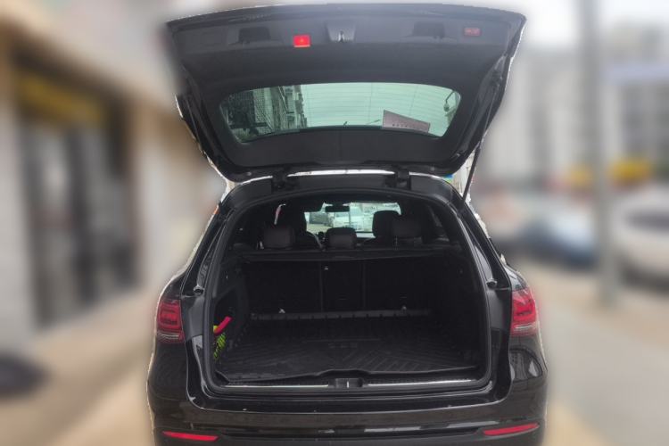 Used Mercedes-Benz GLC 2020 GLC 260 L 4MATIC Dynamic Model Trunk