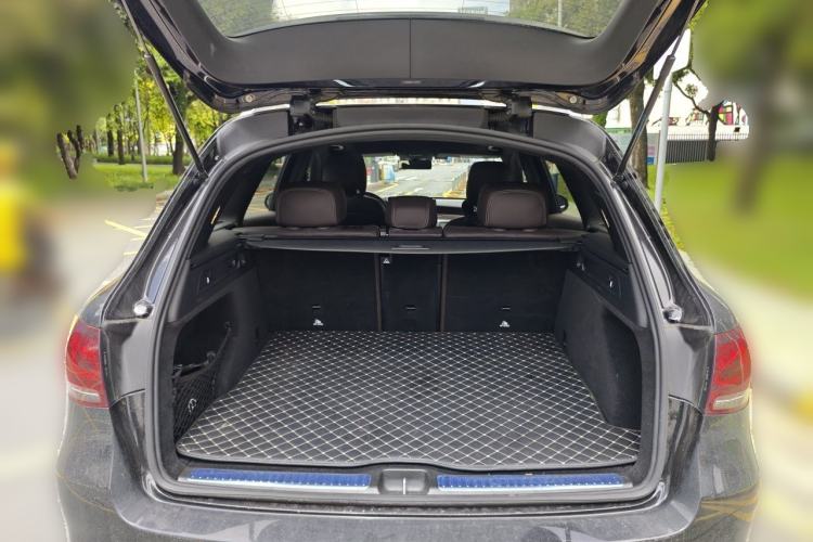 Used Mercedes-Benz GLC 2020 GLC 300 L 4MATIC Dynamic Edition Trunk