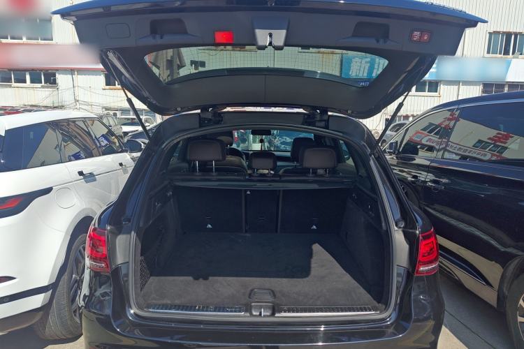 Used Mercedes-Benz GLC 2020 GLC 300 L 4MATIC Dynamic Edition Trunk