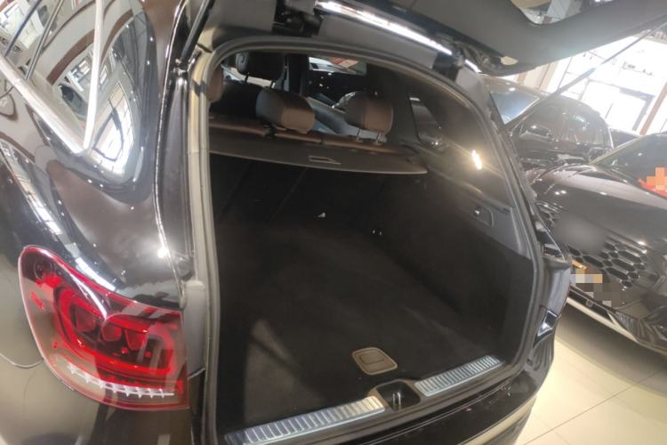 Used Mercedes-Benz GLC 2020 Facelifted GLC 260 L 4MATIC Dynamic Edition Trunk