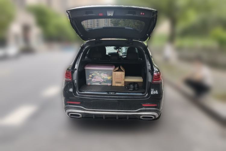 Used Mercedes-Benz GLC 2020 Facelift GLC 260 L 4MATIC Luxury Edition Trunk