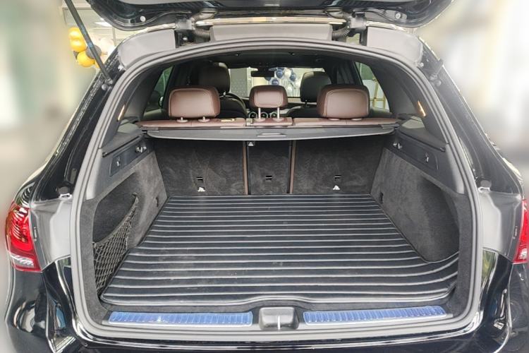 Used Mercedes-Benz GLC 2020 Facelifted GLC 260 L 4MATIC Dynamic Edition Trunk