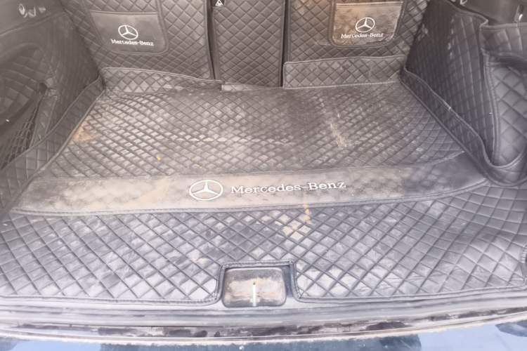 Used Mercedes-Benz GLC 2020 Facelift GLC 260 L 4MATIC Luxury Edition Trunk