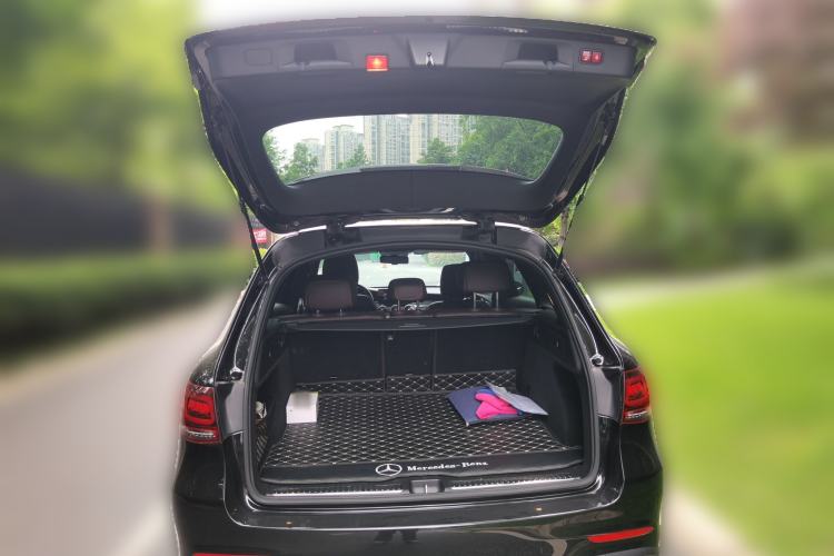 Used Mercedes-Benz GLC 2020 Facelift GLC 300 L 4MATIC Dynamic Edition Trunk