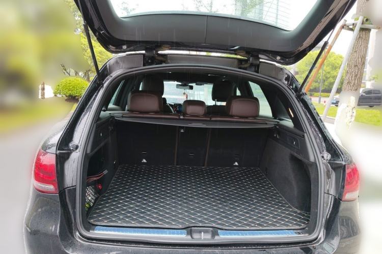 Used Mercedes-Benz GLC 2020 GLC 260 L 4MATIC Luxury Model Trunk