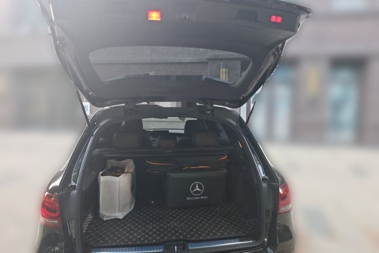 Used Mercedes-Benz GLC 2020 Facelift GLC 300 L 4MATIC Dynamic Edition Trunk