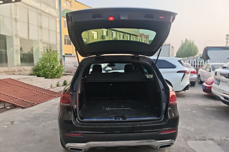 Used Mercedes-Benz GLC 2020 Facelifted GLC 260 L 4MATIC Dynamic Edition Trunk