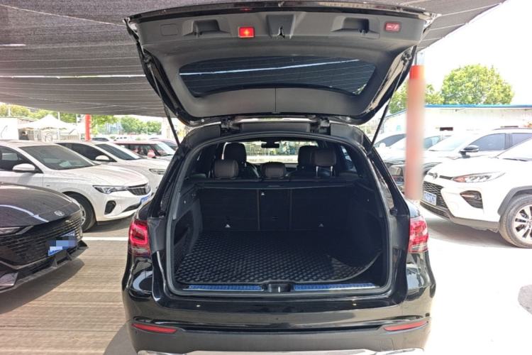 Used Mercedes-Benz GLC 2020 GLC 260 L 4MATIC Dynamic Model Trunk