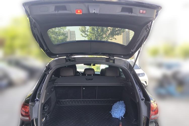 Used Mercedes-Benz GLC 2020 GLC 300 L 4MATIC Dynamic Edition Trunk