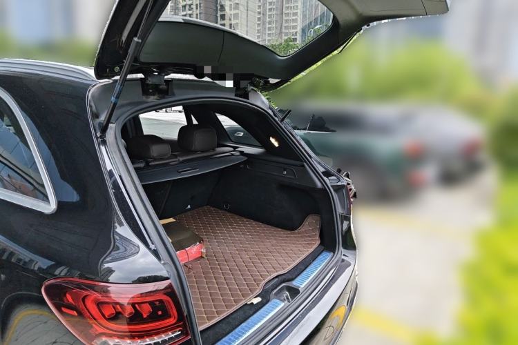 Used Mercedes-Benz GLC 2020 GLC 300 L 4MATIC Dynamic Edition Trunk