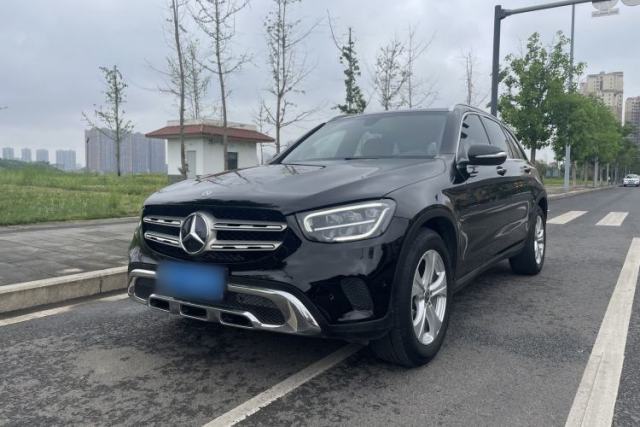 Ojetý Mercedes-Benz GLC 2020 Facelifted GLC 260 L 4MATIC Dynamic Edition