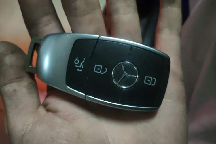 Used Mercedes-Benz GLC 2020 GLC 300 L 4MATIC Dynamic Edition Vehicle Key