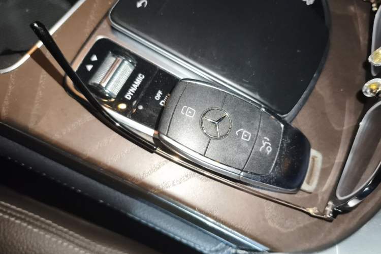 Used Mercedes-Benz GLC 2020 GLC 300 L 4MATIC Dynamic Edition Vehicle Key