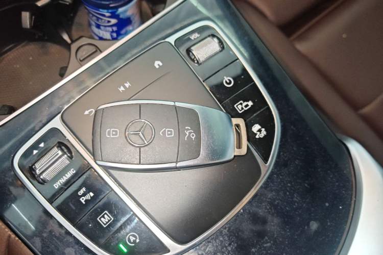 Used Mercedes-Benz GLC 2020 GLC 260 L 4MATIC Dynamic Model Vehicle Key