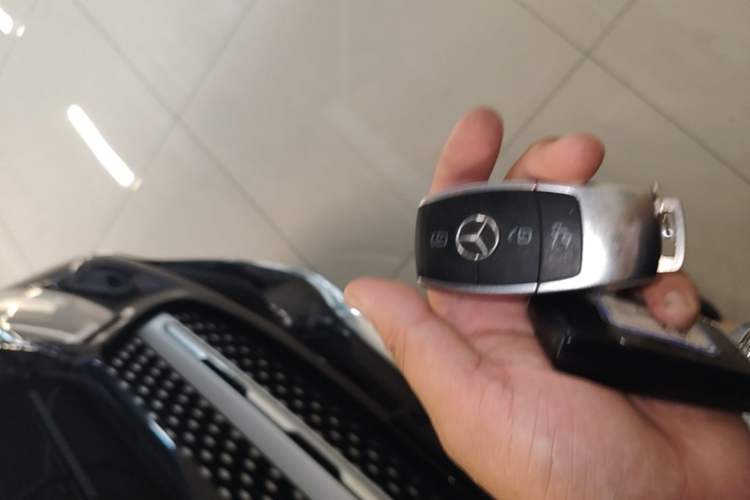 Used Mercedes-Benz GLC 2020 GLC 300 L 4MATIC Dynamic Edition Vehicle Key