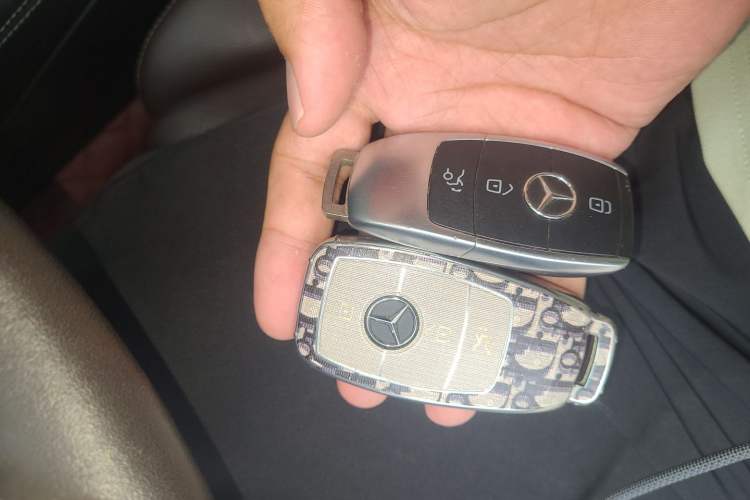 Used Mercedes-Benz GLC 2020 GLC 300 L 4MATIC Dynamic Edition Vehicle Key