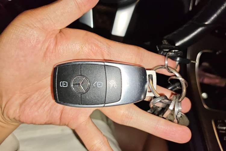 Used Mercedes-Benz GLC 2020 GLC 300 L 4MATIC Dynamic Edition Vehicle Key