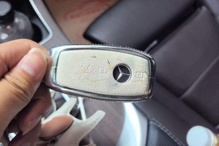 Used Mercedes-Benz GLC 2020 Facelifted GLC 300 L 4MATIC Luxury Edition Vehicle Key